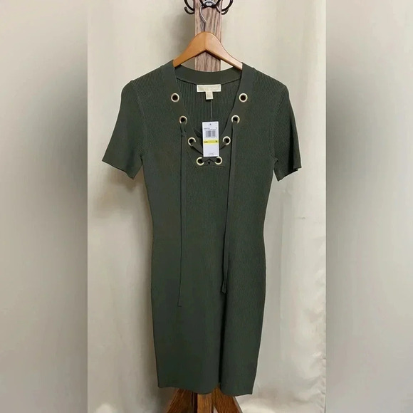 Michael Kors Knit Ribbed Short Sleeve Lace-up‎ Bodycon GREEN Mini Dress Med NWT - Picture 3 of 8